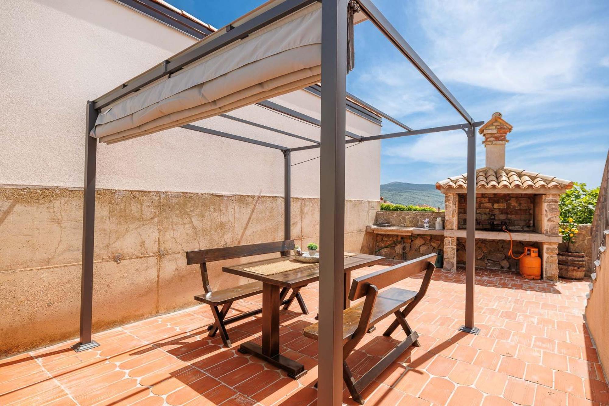 Apartment Katalin Kornić Εξωτερικό φωτογραφία